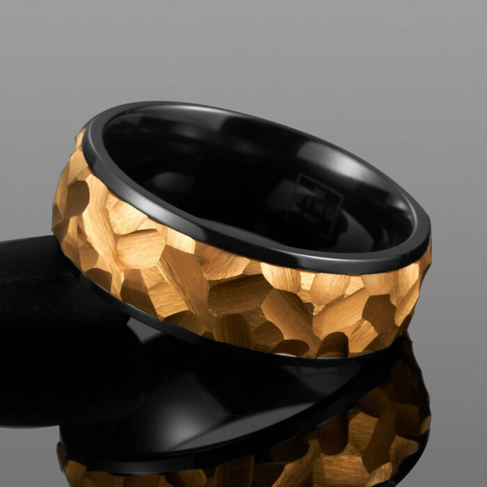 Helicon ring, view 1